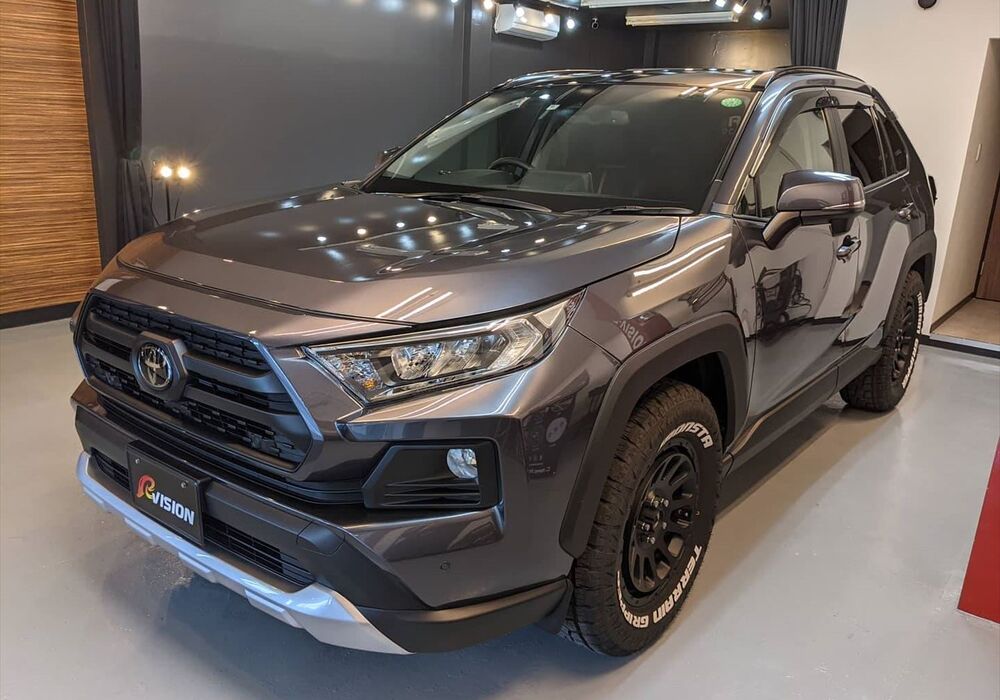 TOYOTA RAV4 adventure