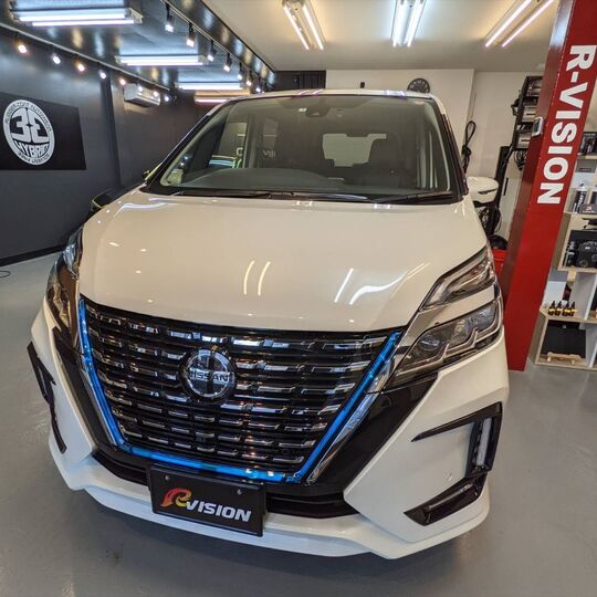 日産セレナ E-power