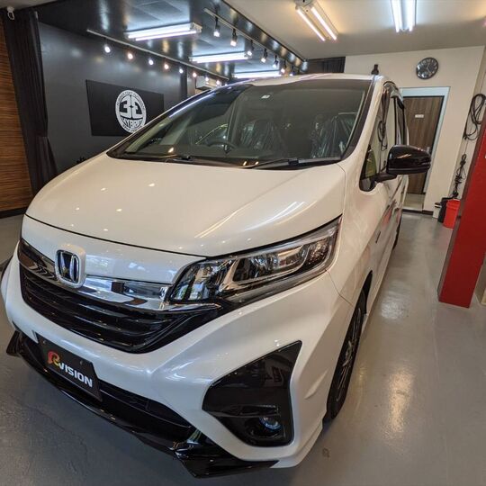 HONDAフリード Modulo X