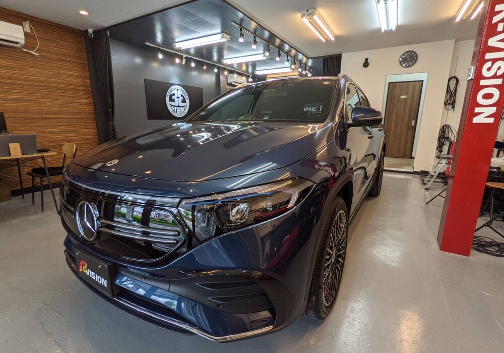 Mercedes Benz EQA