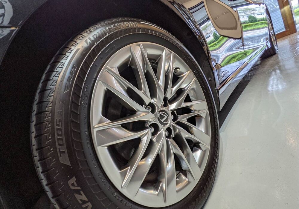 LEXUS LS500h