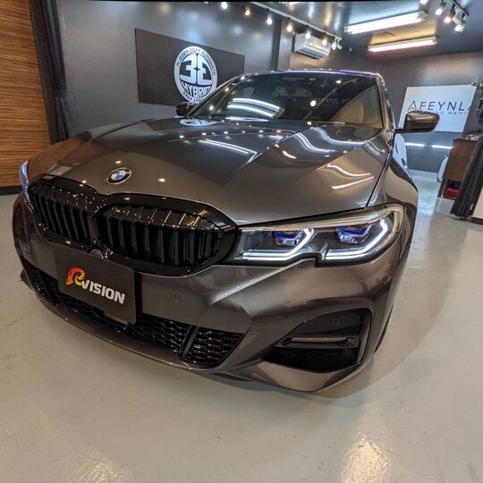 BMW 330E