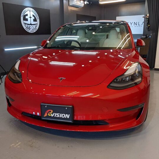 TESLA MODEL3