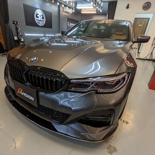 BMW 330E