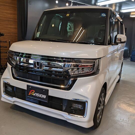 HONDA N-BOX