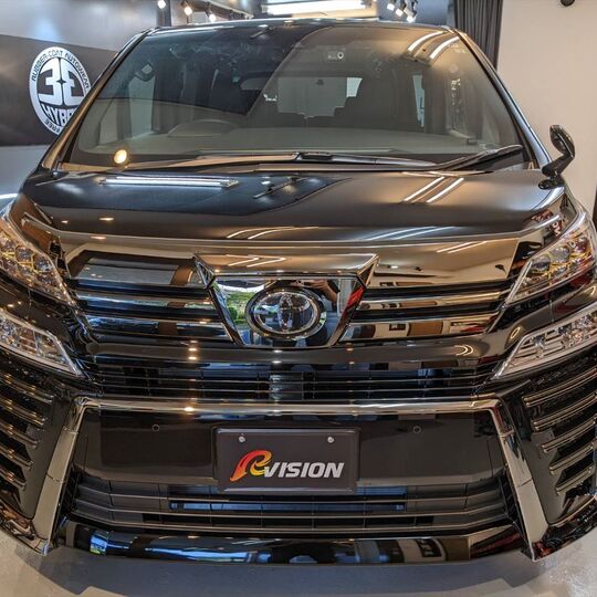 TOYOTA ヴェルファイア