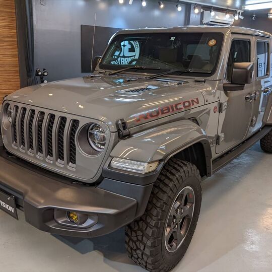 JEEP グラディエーター