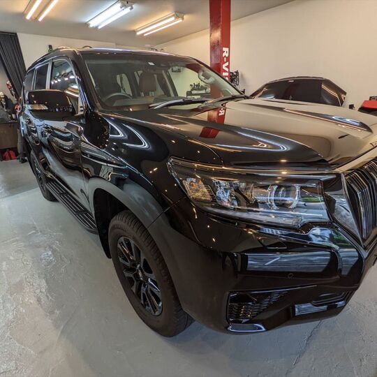 TOYOTA ランドクルーザープラド