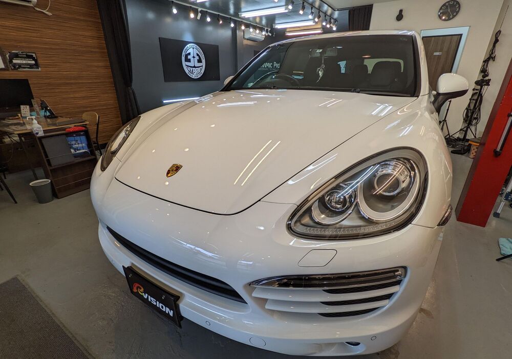 PORSCHE マカン