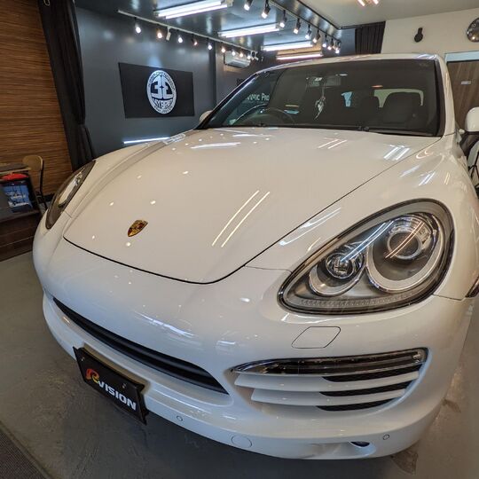PORSCHE マカン
