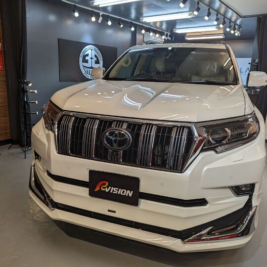 TOYOTA ランドクルーザープラド