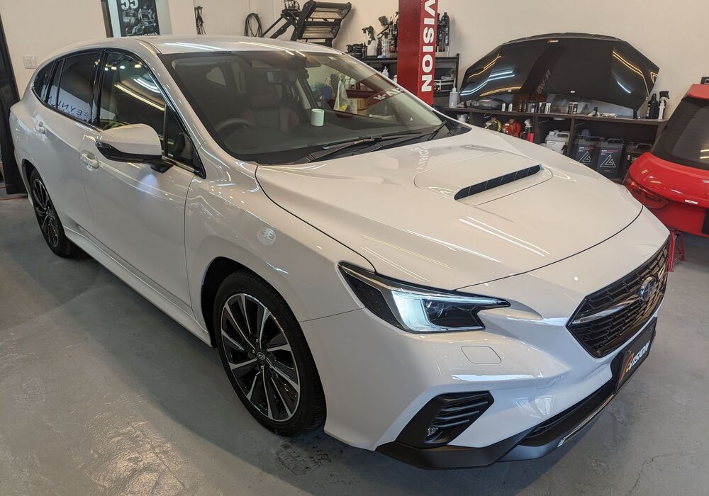 SUBARU レヴォーグ