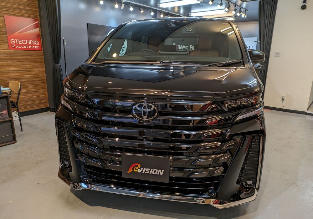 TOYOTA ヴェルファイア