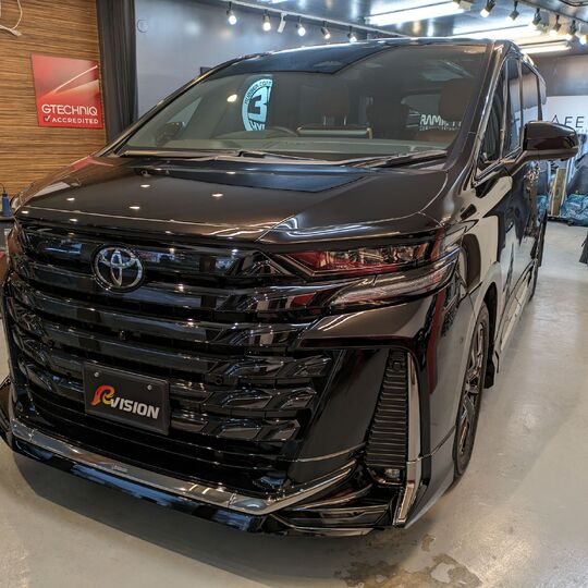 TOYOTA ヴェルファイア