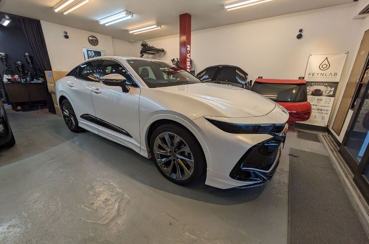 TOYOTA クラウン クロスオーバー