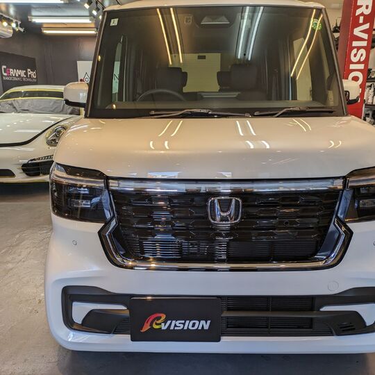 HONDA N-BOX CUSTOM